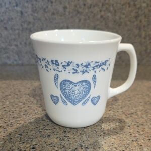 Corningware White Mug with Blue Heart Design Set Of 5 Mugs.